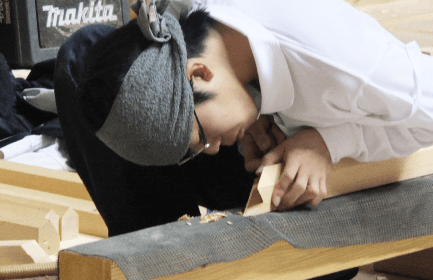 「どんな人が家を建ててくれるのかしら。」