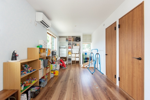 間仕切り可能な子供部屋は、家族構成の変化にも対応します。