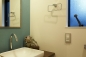 造作手洗いを付けてカフェのトイレみたい。