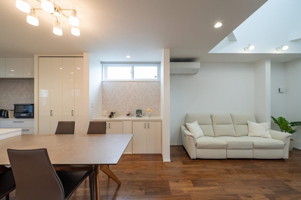 リビングダイニング