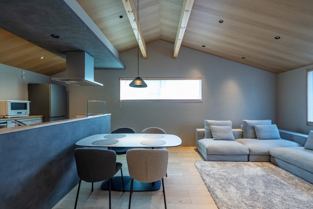 モダンで落ち着いたリビング