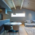 モダンで落ち着いたリビング